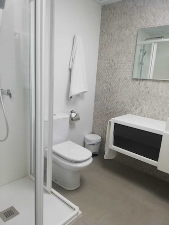 Hair dryer, towels. Marea Apartamento Bien Ubicado y Equipado
