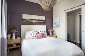 1 bedroom, desk, iron/ironing board, travel crib - Cozy new condo on TART trail and close to everything! Pet Friendly! (Traverse City)