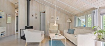 Cozy home in Sydals with sauna