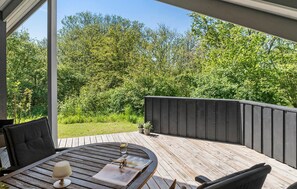 Outdoor dining - Cozy home in Sydals with sauna (Sydals)
