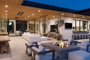 Terrace/patio - The Starlite House- California Cool Resort Living in Montecito (Montecito)