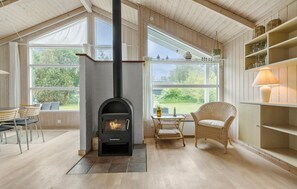 Interior - 3 bedroom gorgeous home in Ebeltoft (Ebeltoft)