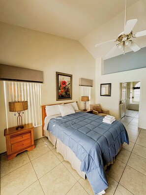 5 bedrooms, free WiFi, bed sheets - Hermosa Casa familiar- 12.1 millas de Disney (Clermont)