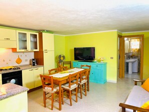 Living area - 1 Bedroom Apartment in Limpiddu (Limpiddu)