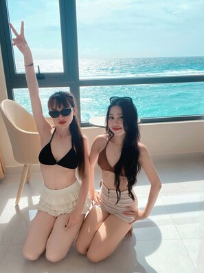 Deluxe Room, 1 King Bed, Non Smoking, Private Bathroom | Egyptian cotton sheets, premium bedding, down comforters - Island Sunset Hotel (Phu Quy)