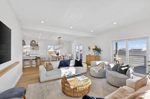 House of Blues || 8BD/4.5BA