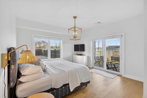 8 Schlafzimmer, Schreibtisch, kostenloses WLAN