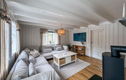 3 bedroom stunning home in Vikebygd