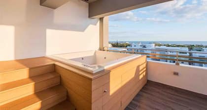 Vero's Place close to Park Mirador Sur
Peaceful and amazing view. STO.DOMINGO
