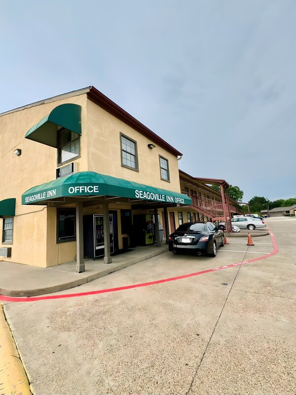 Seagoville Inn - Mesquite, TX