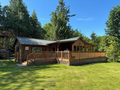 Upper Twin Cabin - Beautiful Private Cabin near Olympic National Park