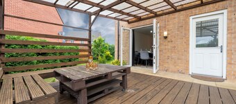 Charming 3-Bedroom Home minutes away from Etihad Stadium and Co-op Live Arena.