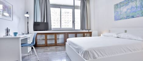 2 chambres, fer et planche Ă repasser, Wi-Fi, draps fournis