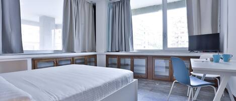 2 室のベッドルーム、アイロン / アイロン台、WiFi、ベッドシーツ