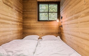 2 bedrooms, free WiFi