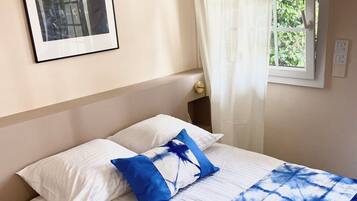 1 間睡房、書桌、熨斗/熨衫板、Wi-Fi