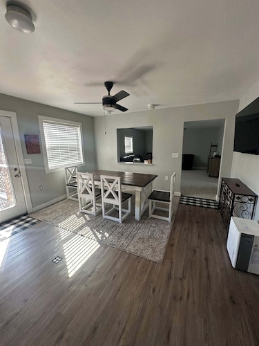 Little Sac Lake House w Starlink internet