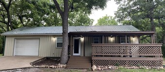 Secluded Stockton Lake House w Starlink internet