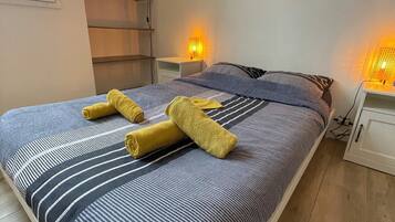 2 chambres, lit parapluie, Wi-Fi gratuit, draps fournis