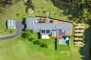 Exterior - Berry Beach Farm - Luxe Retreat Near Town & Sea (Berry)