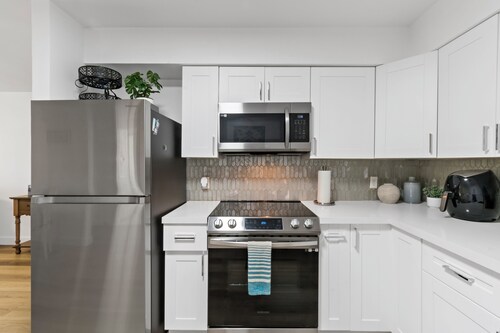 Gorgeous relaxing 2BD Near Ft. Myers Beach