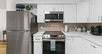 Gorgeous relaxing 2BD Near Ft. Myers Beach