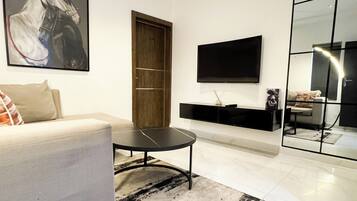 Apartemen Premier | Area keluarga | Smart TV dan layanan streaming