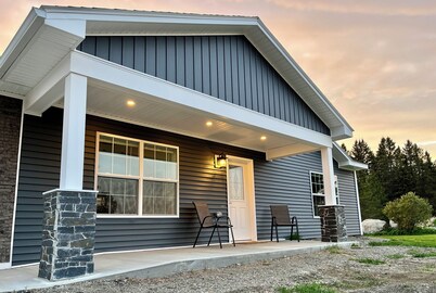 !Brand new! Sled Trail Access. 6 minutes to Houlton