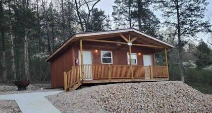 Hogan's Hideout Cozy Cottage #5