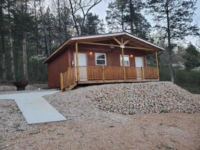 Hogan's Hideout Cozy Cottage #5
