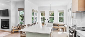 The Second Star- 1 Block to Sand and Ocean!