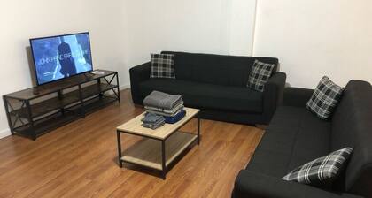 Large apartment, direct NYC train 5 min walk