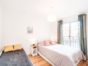 2 chambres, accès à Internet