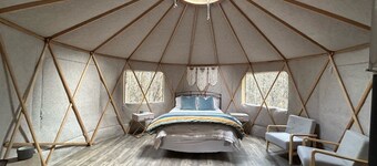 Glampanee (glamping in Napanee)