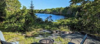 Luxury Acadia Penthouse w/ Balcony & Fire Pit