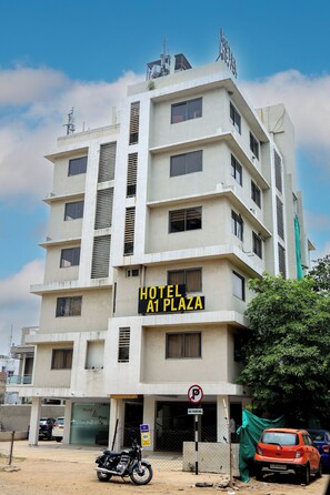Front of property - Hotel A1 Plaza - Ahmedabad (Ahmedabad)