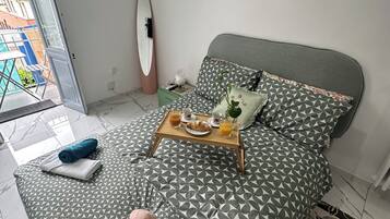 1 camera, ferro/asse da stiro, Wi-Fi, lenzuola