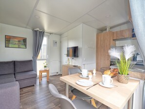 TV - Tiny Haus Lieblingsplatz by Interhome (Beilngries)