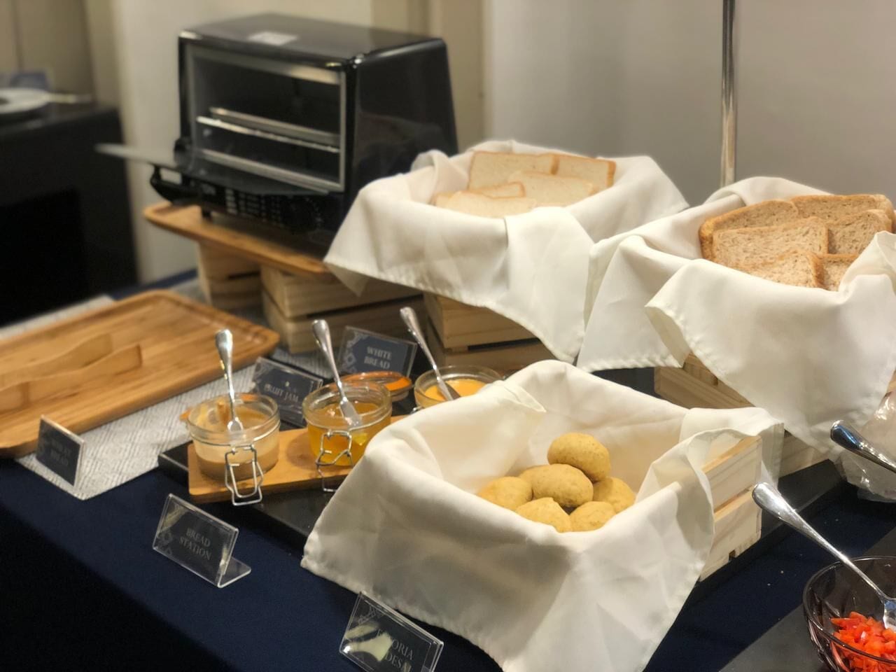 Photo - Airo Hotel Manila