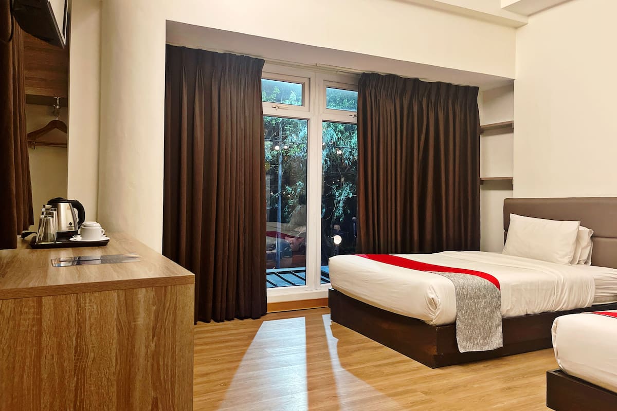 Quarto duplo luxo | Wi-Fi de cortesia, roupa de cama