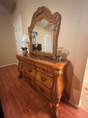 Interior - Your comfort place (Elk Grove)
