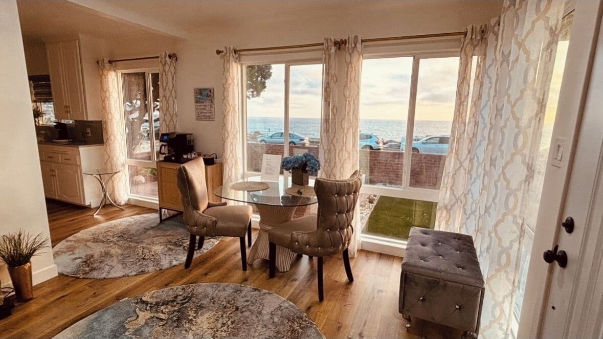 Shangri-La at the Beach