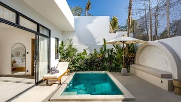 Outdoor pool, pool umbrellas, pool loungers