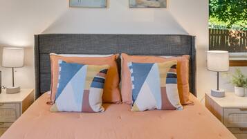 3 bedrooms, desk, travel crib, free WiFi