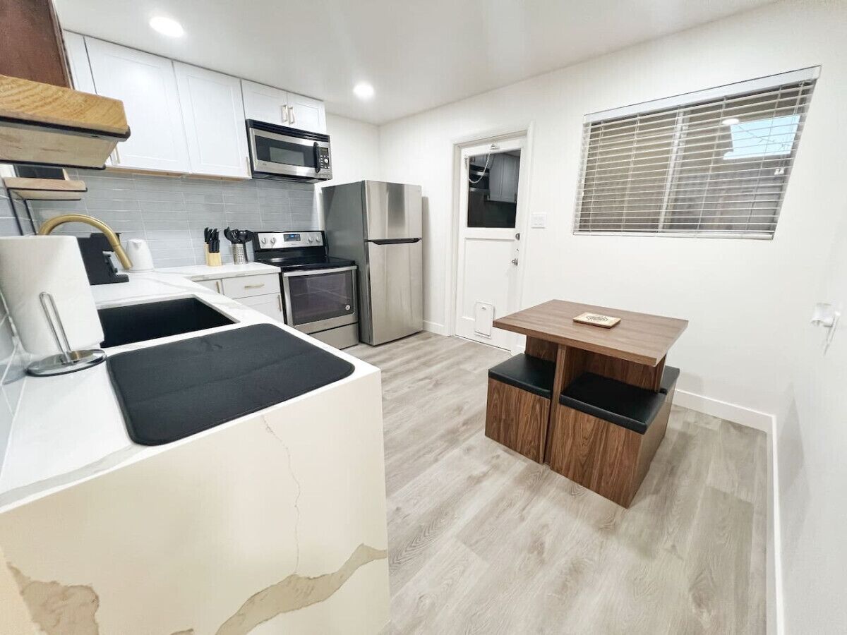 Urban Explorer 2BR ASU & Mill