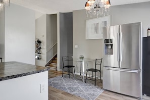 Interior - The Perfect 5 Bed, 4 Baths, Mini gym, 2 Kitchens, 2 Living rooms
 (Grande Prairie)