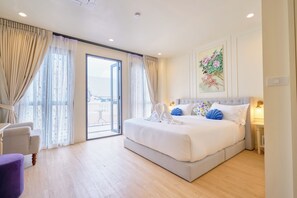 In-room safe, individually decorated, individually furnished - Hawa House Phuket Oldtown  (Phuket)