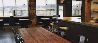 641 Grill & Motel