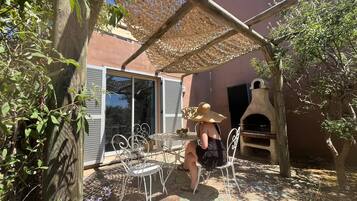 Villa Confort, vue parc, cÎté jardin | Terrasse/Patio