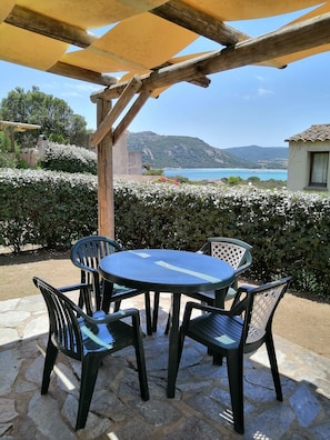 Comfort House, 1 Bedroom, Balcony, Bay View | Terrace/patio